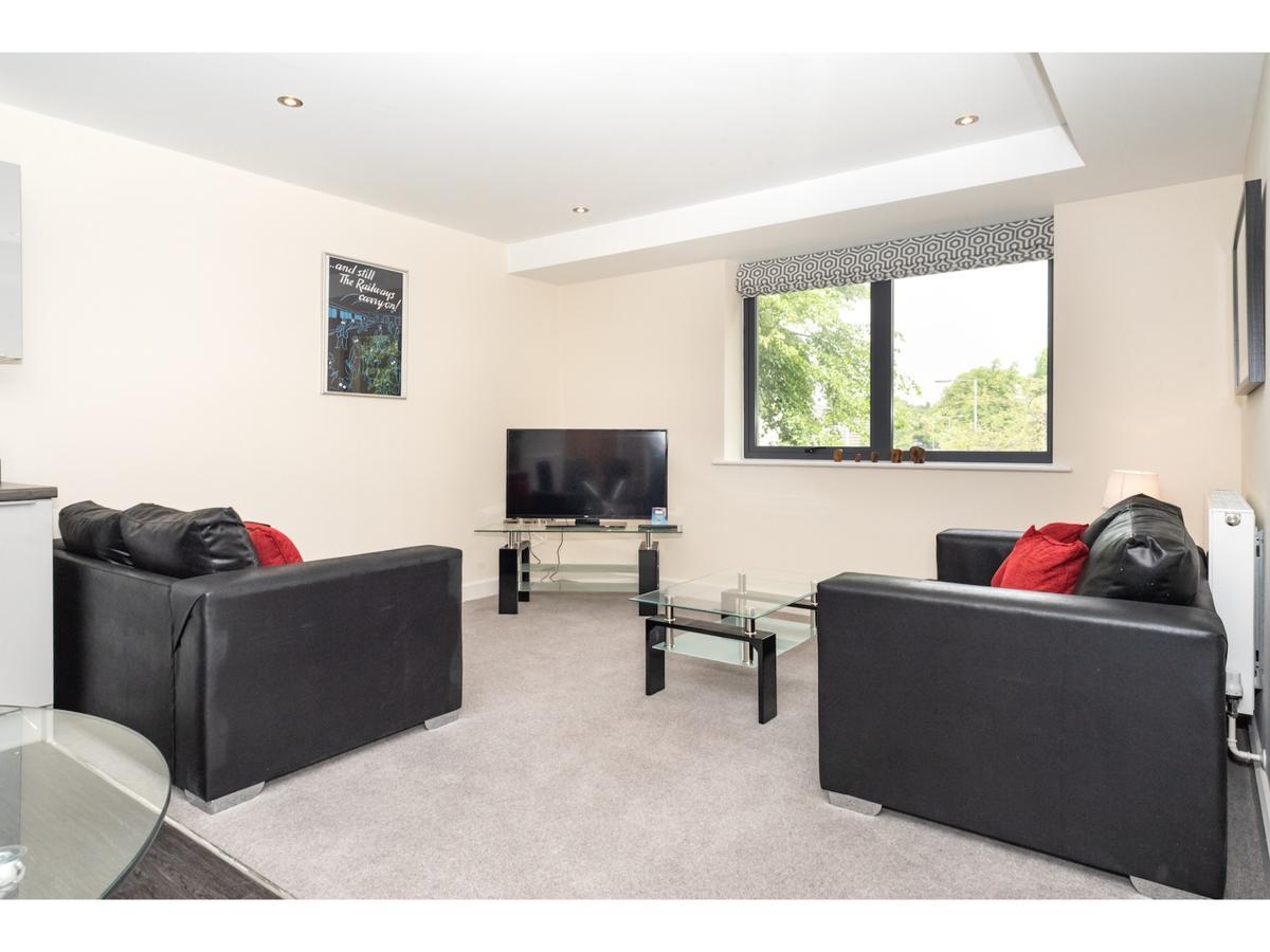 Stylish Flat Near The City Centre - Pass The Keys Йорк Екстериор снимка