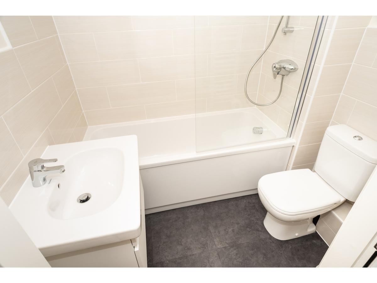 Stylish Flat Near The City Centre - Pass The Keys Йорк Екстериор снимка